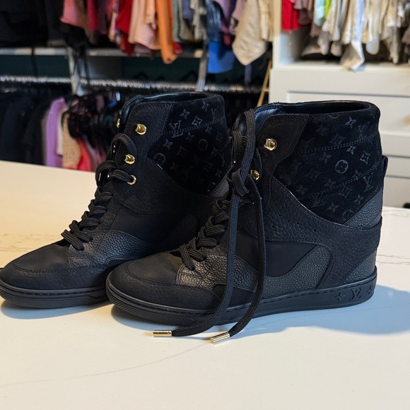 Louis Vuitton Black Monogram High-Top Sneakers - Picture 1 of 5